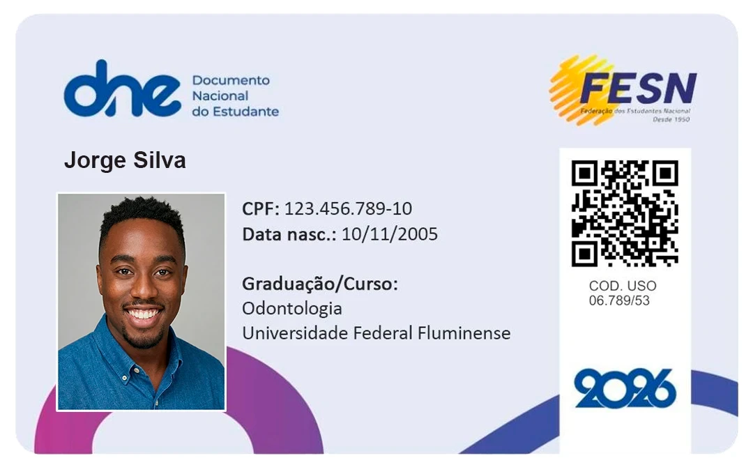 Frente da Carteirinha de Estudante física emitida pela FESN